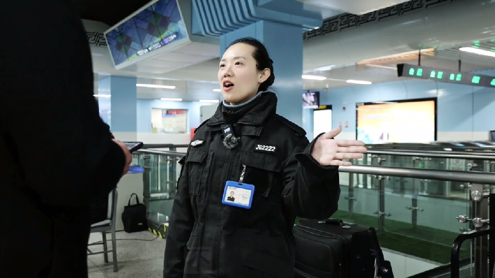 绽放在安保一线的巾帼芳华