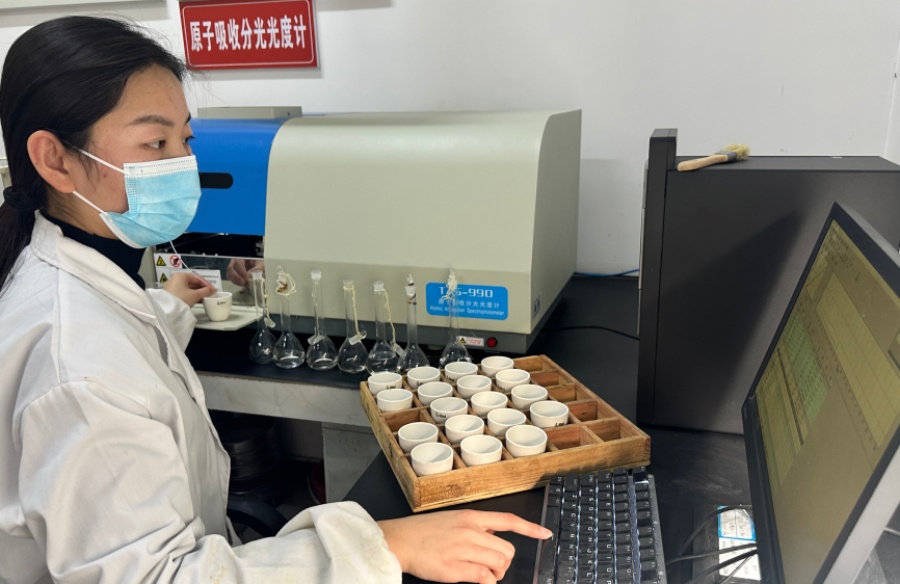 嵩县山金公司聚焦重点攻坚 全力保障生产经营稳定运行（配图）_副本.jpg