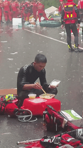 2655469486_88f68d3bad110a8a4458cf25b8d5c5b2.gif